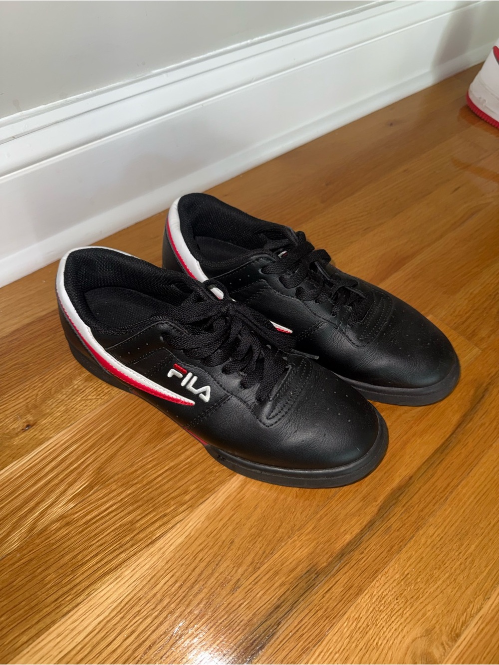 FILA Black Low-Top Sneakers with Red & White Trim